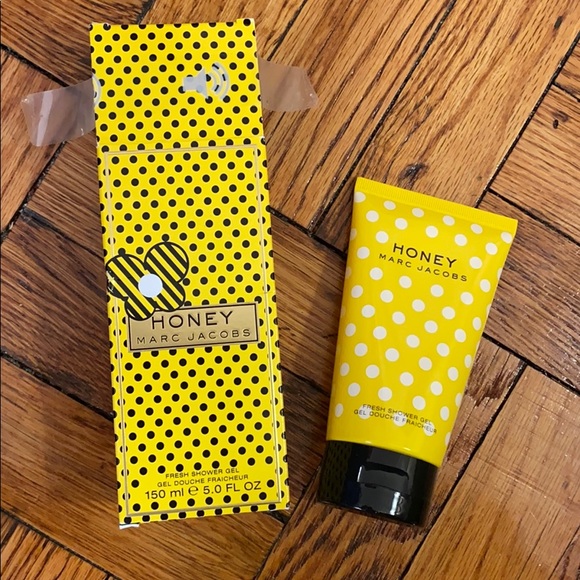 Marc Jacobs Accessories - New Marc Jacobs Honey shower gel - 150 mL